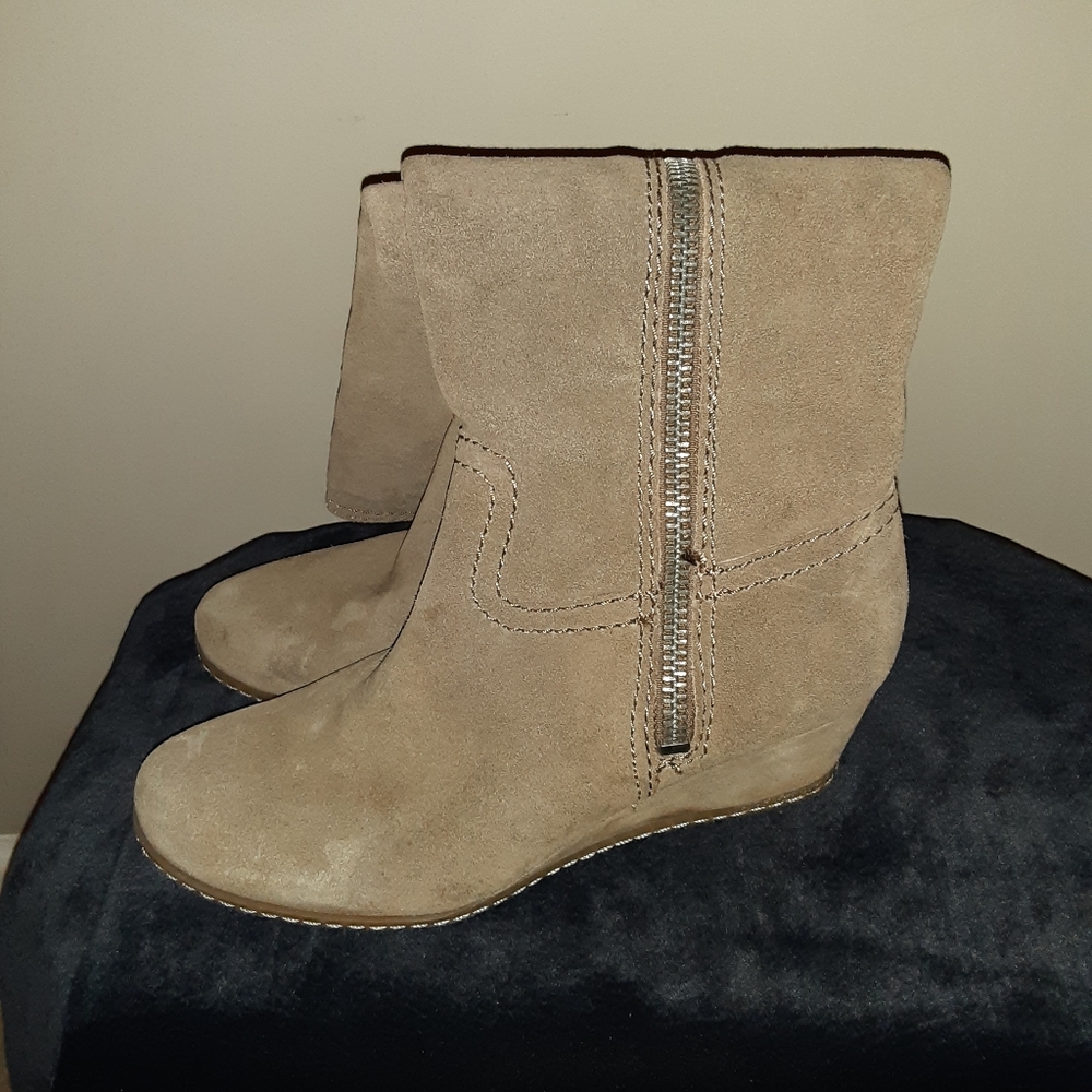 Shoes.